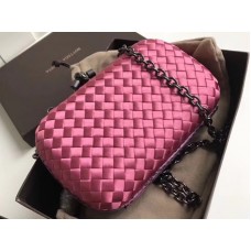 Bottega Veneta Knot Clutch Boucher Intreccio Pink színben