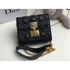 Dior Dioraddict Mini báránybőr táska fekete