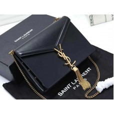 Saint Laurent Cassandra Monogram Csatos Táska Fekete Borjúbőr