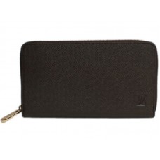 Louis Vuitton Taiga Bőr Zippy Szervező Csokoládé Színben