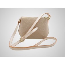 Louis Vuitton Monogram Vernis Minna utcai krém