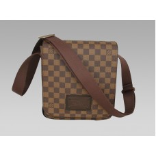Louis Vuitton Damier Brooklyn miniszterelnök