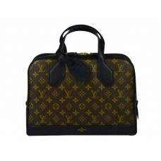 Louis Vuitton Monogram Dora Mm Fekete