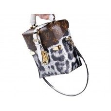 Louis Vuitton Monogram Vászon Fehér Kameratok