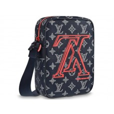 Louis Vuitton Monogram Fejjel Lefelé Vászon Danube Pm m43678