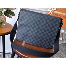 Louis Vuitton Damier Grafit Canvas District Mm n41029