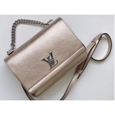Louis Vuitton Lockme II Bb Arany M54845
