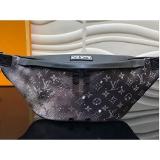 Louis Vuitton Monogram Egyéb Galaxy Övtáska m44444