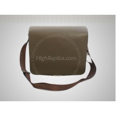 Louis Vuitton Taiga bőr Viktor Grizzli